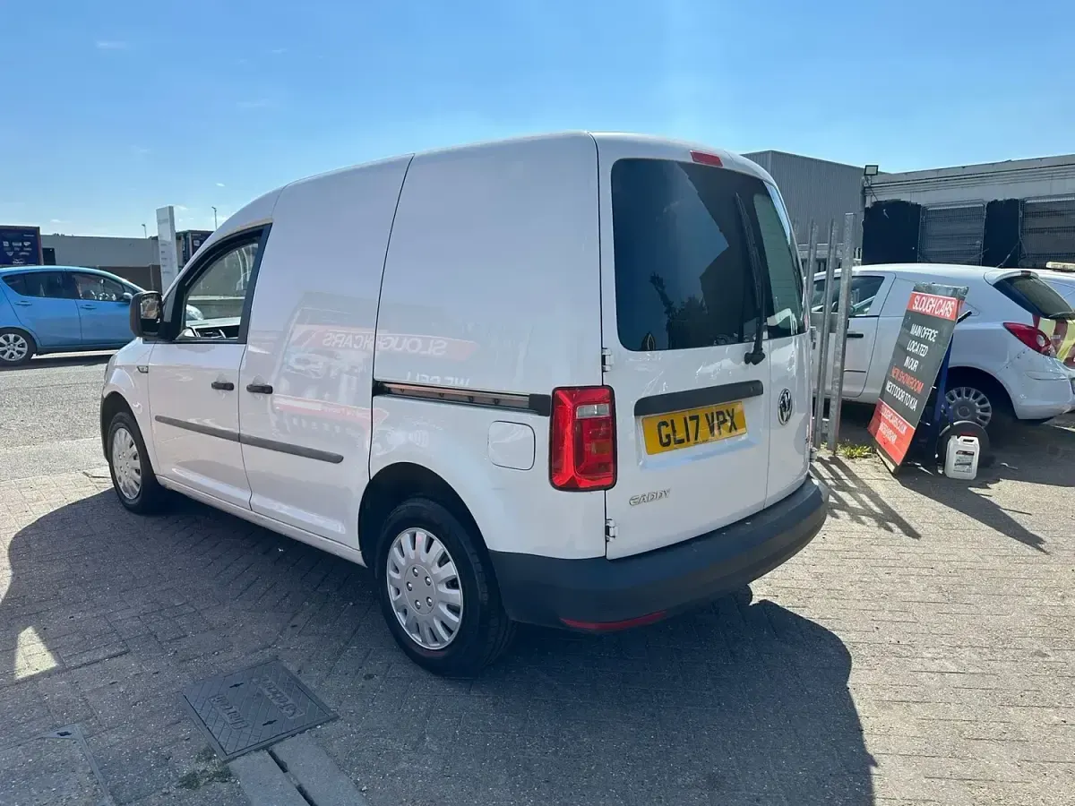Used VW Caddy Startline 102 HP (75 kW) 2017 White MPV