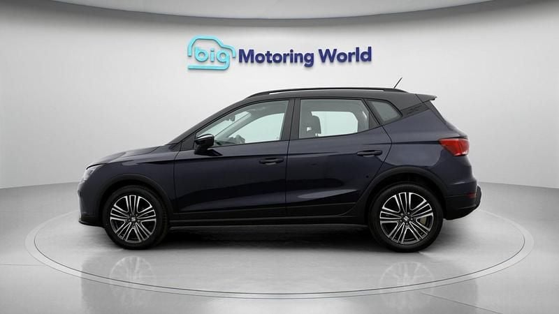 Used Seat Arona SE Technology 94 HP (69 kW) 2023 Blue SUV