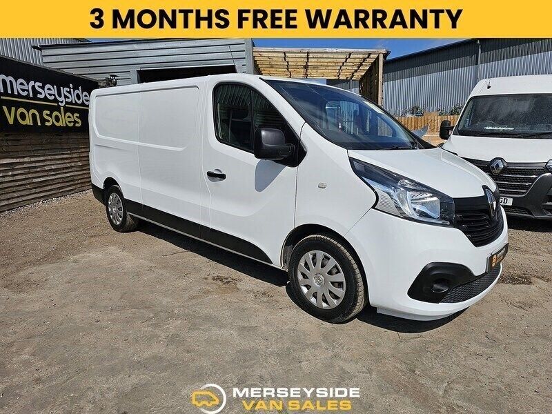 White Used 2018 Renault Trafic Business Van | £8,295 (Good price) - Image 1/4