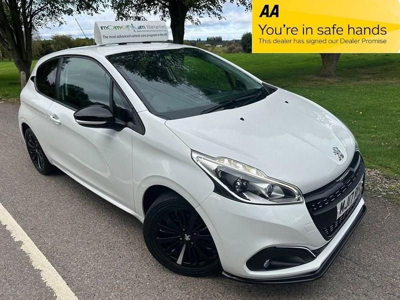 White Used 2017 Peugeot 208 Hatchback | £6,995 (Fair price) - Image 1/4