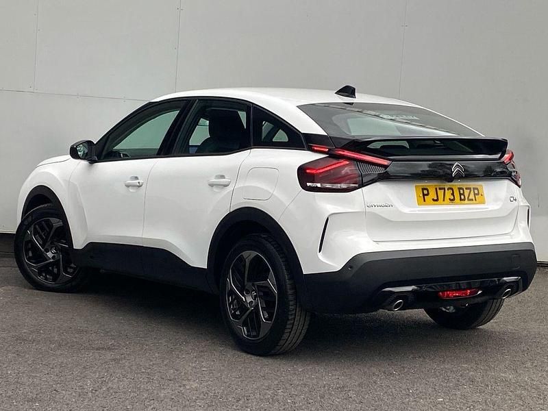 Used Citroën C4 PureTech 130 HP (95 kW) 2023 White SUV