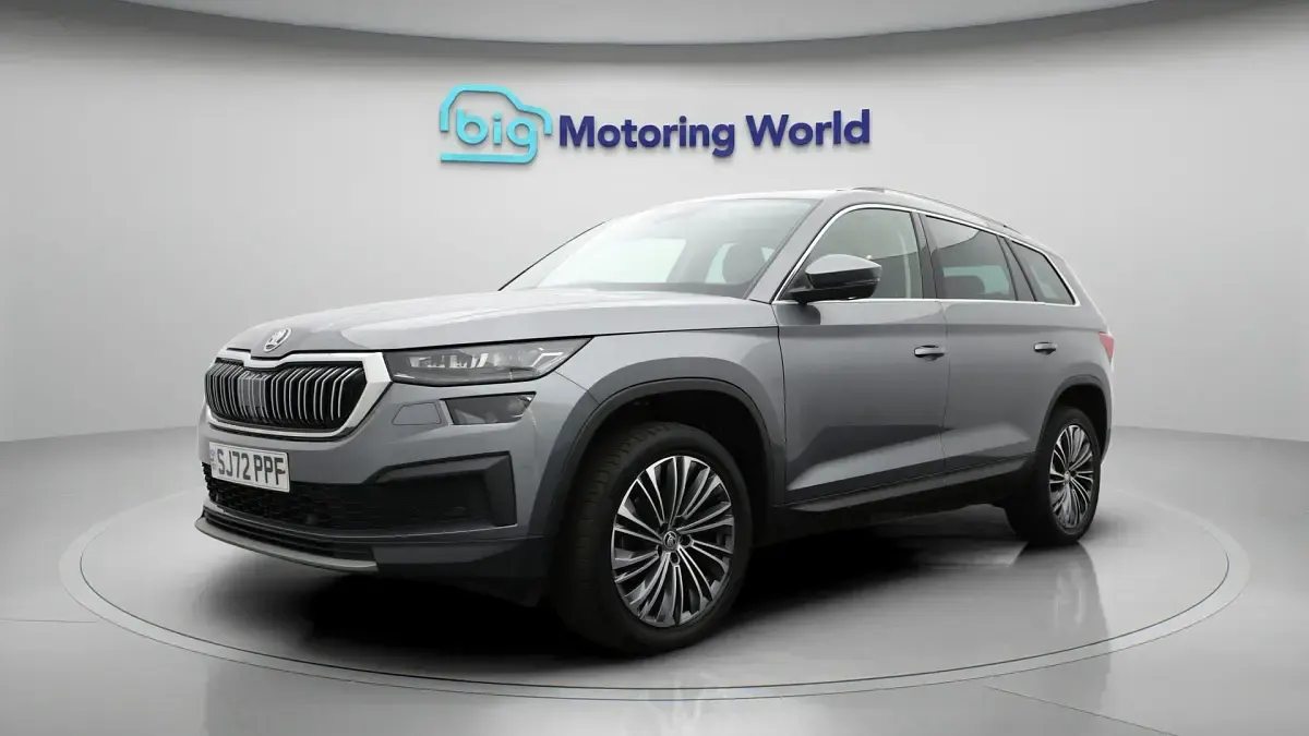 Used Skoda Kodiaq SE L Executive 150 HP (110 kW) 2023 Grey SUV