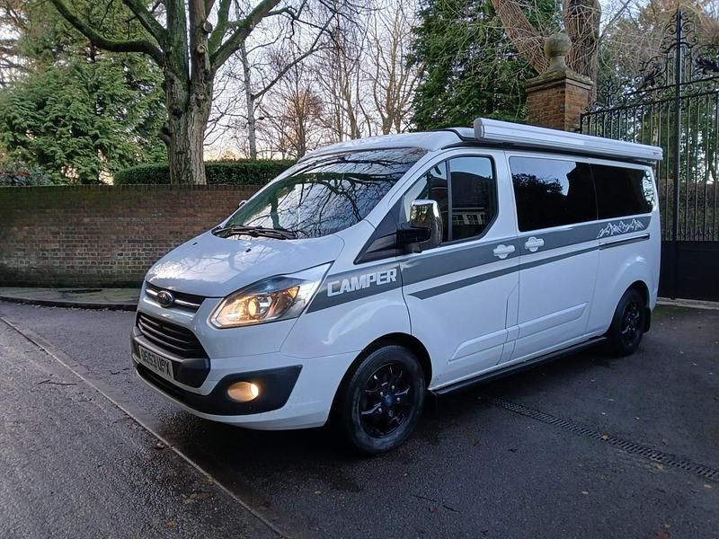 Used Ford Transit Custom 155 HP (114 kW) 2014 Frozen white MPV