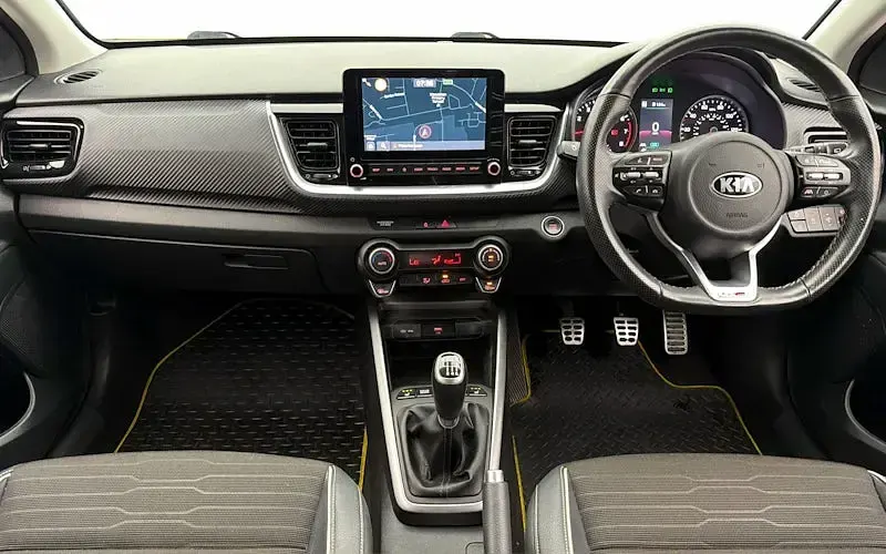 Used Kia Stonic GT-Line S 120 HP (88 kW) 2021 Yellow SUV