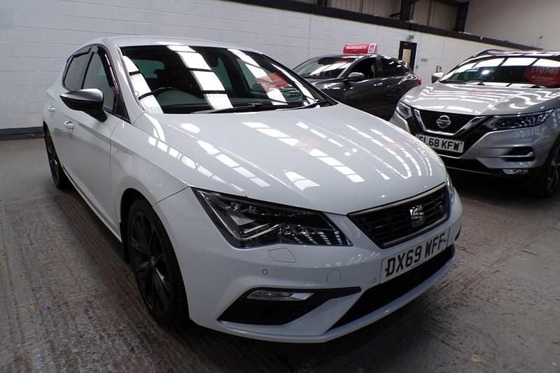 White Used 2019 Seat Leon Black Edition Hatchback | £9,985 (Good price) - Image 1/1