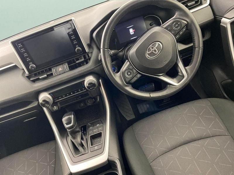 Used Toyota RAV4 Hybrid Design 218 HP (160 kW) 2020 Silver SUV