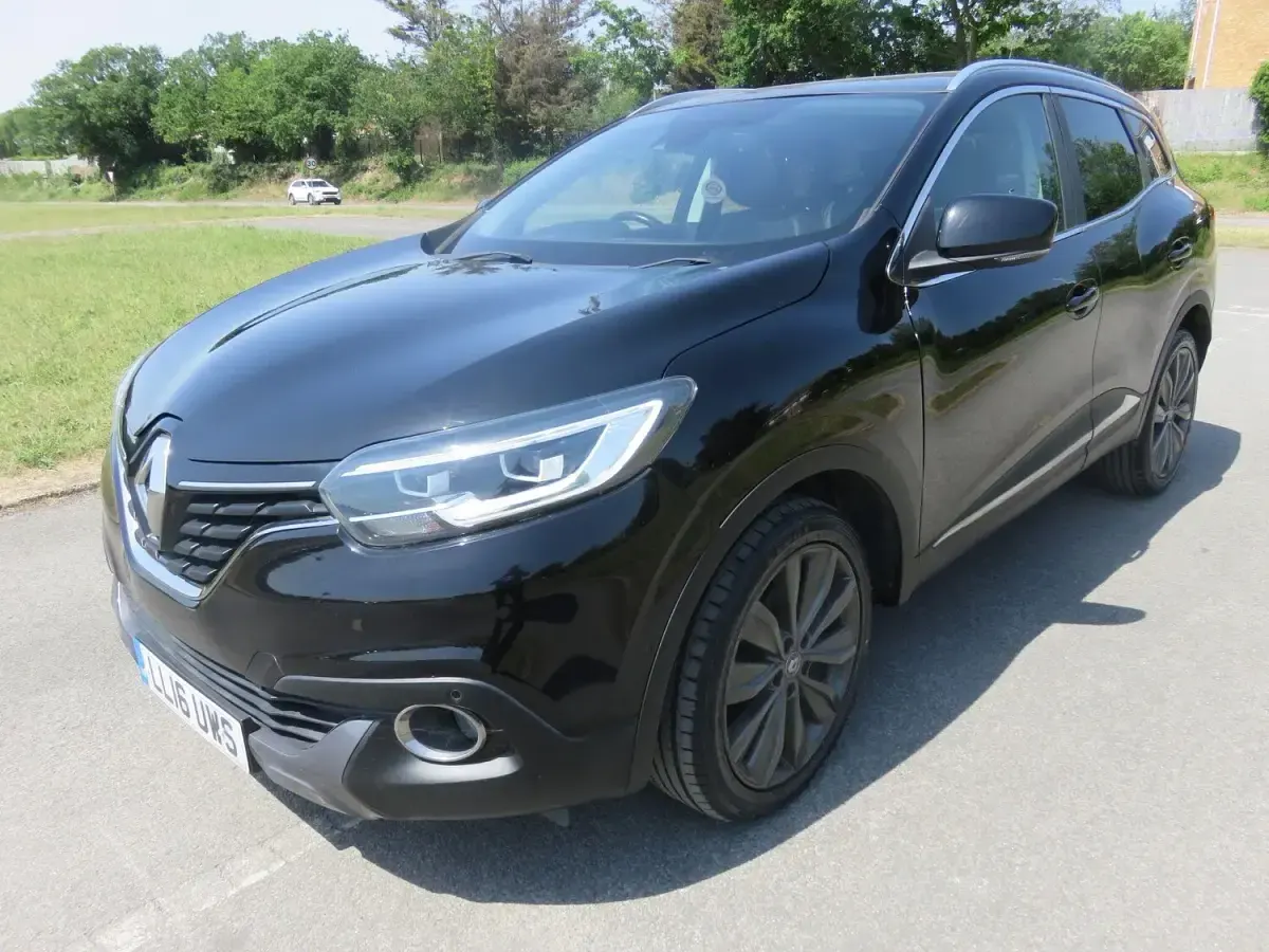 Used Renault Kadjar Signature 110 HP (80 kW) 2016 Black SUV