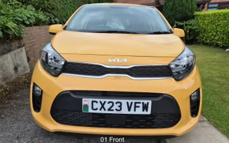 Used Kia Picanto 67 HP (49 kW) 2023 Yellow Hatchback