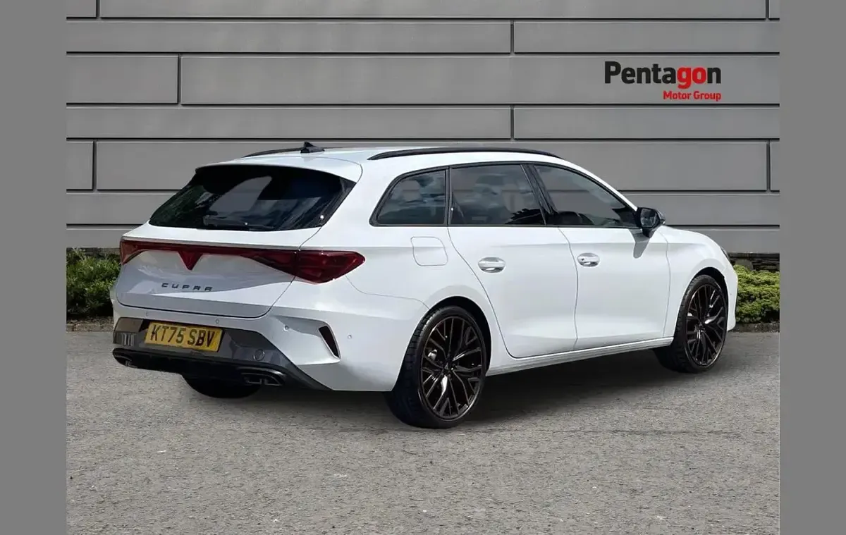 New Cupra Leon 147 HP (108 kW) 2026 White Estate