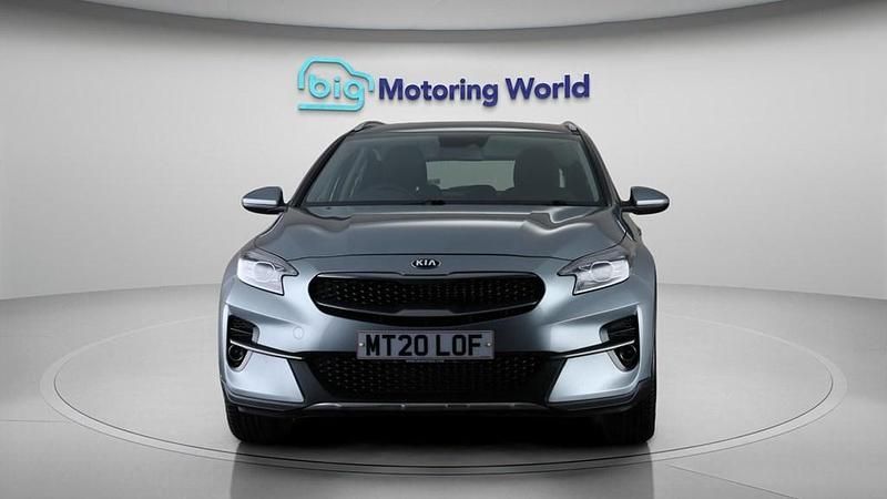 Used Kia XCeed 118 HP (86 kW) 2020 Silver SUV