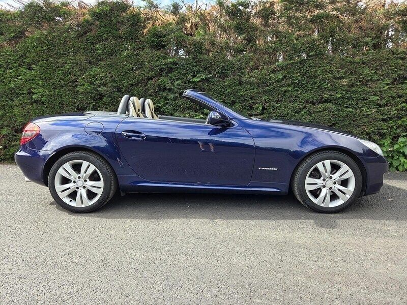 Blue Used 2010 Mercedes SLK200 Cabriolet | £10,495 - Image 1/4
