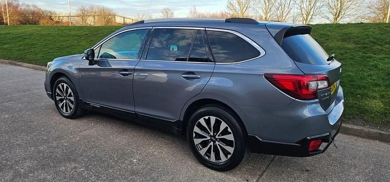 Used Subaru Outback Premium 2016 Grey Estate