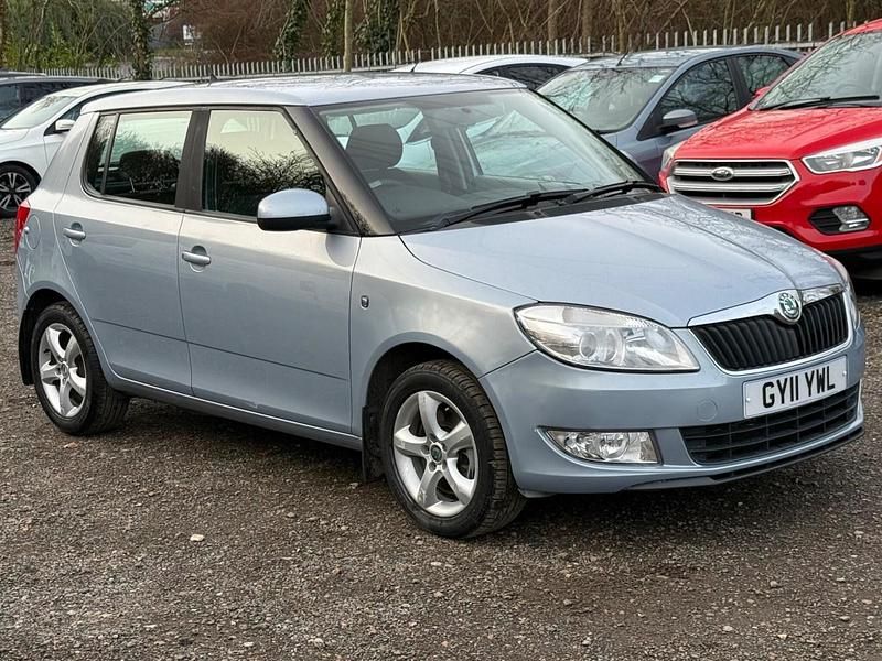 Used Skoda Fabia SE 105 HP (77 kW) 2011 Blue Hatchback