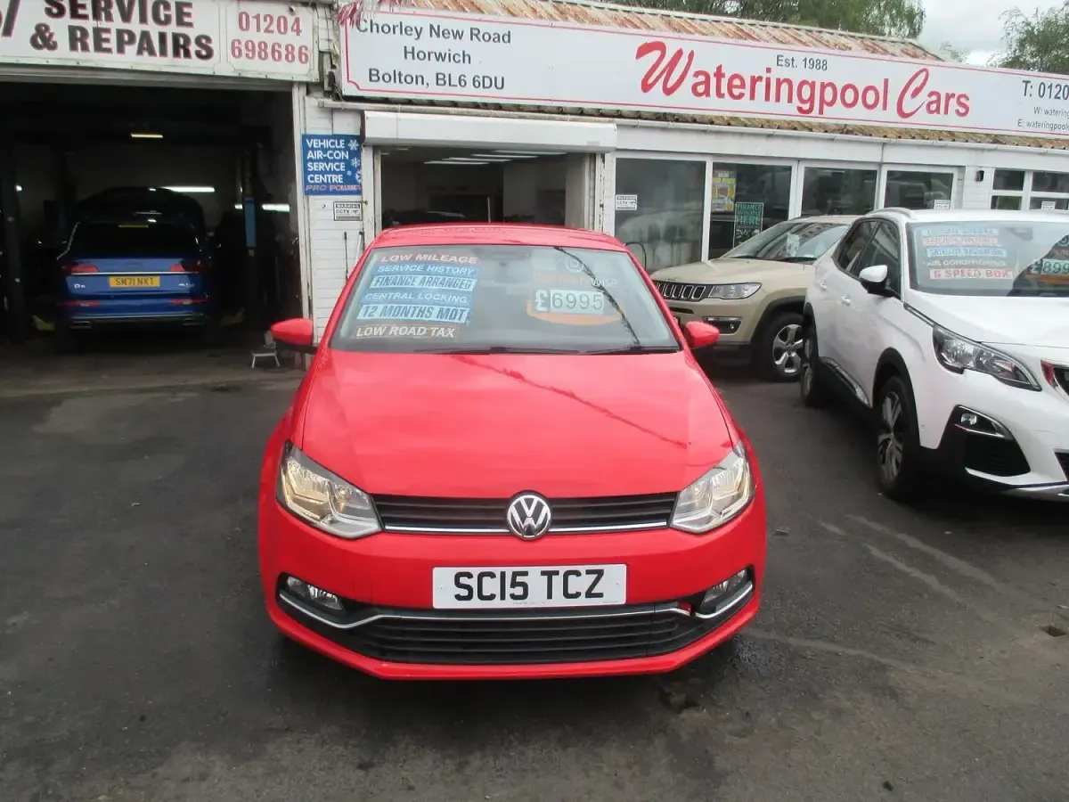 Used VW Polo SE 2015 Red Hatchback