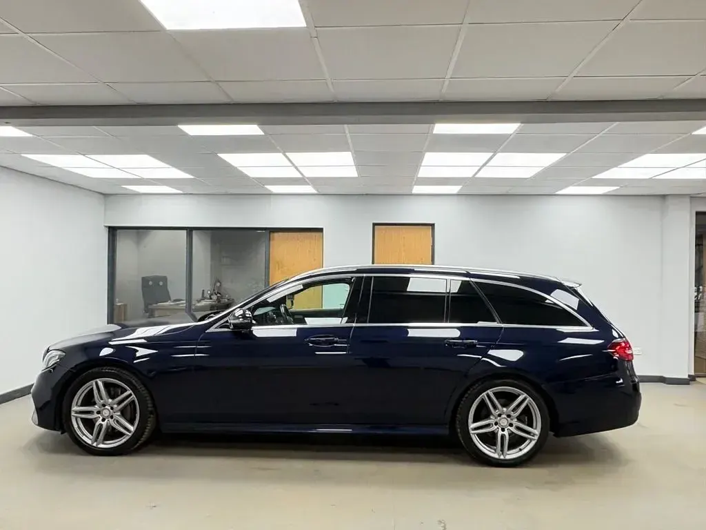 Used Mercedes E220 AMG line 194 HP (142 kW) 2017 Blue Estate