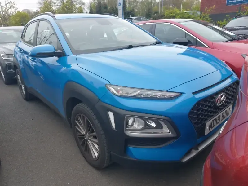 Second-hand Hyundai Kona SE 120 CP (88 kW) 2019 Albastru SUV