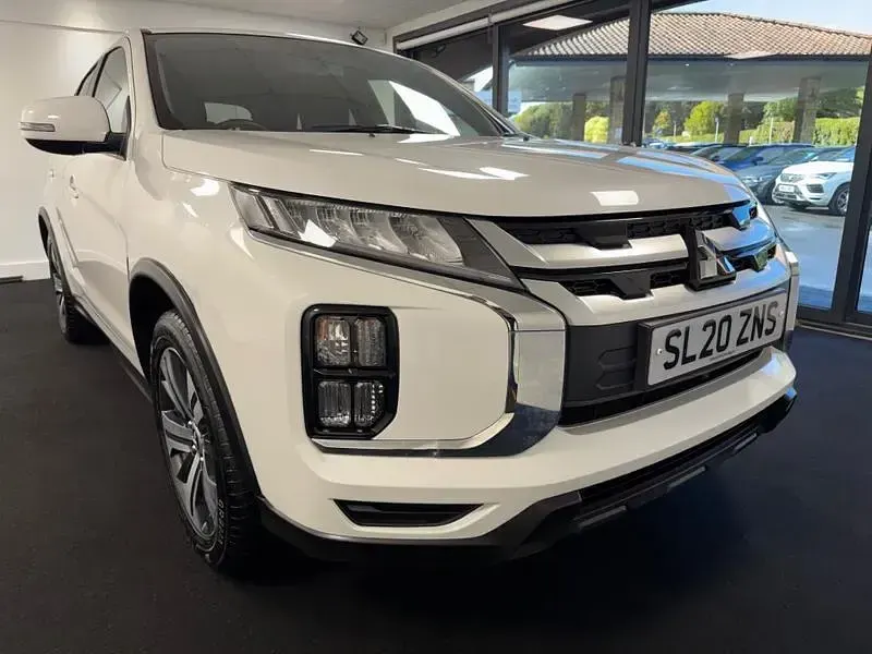 Used Mitsubishi ASX 150 HP (110 kW) 2020 White SUV