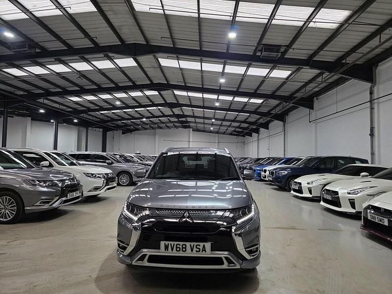 Used Mitsubishi Outlander P-HEV 2018 Grey SUV
