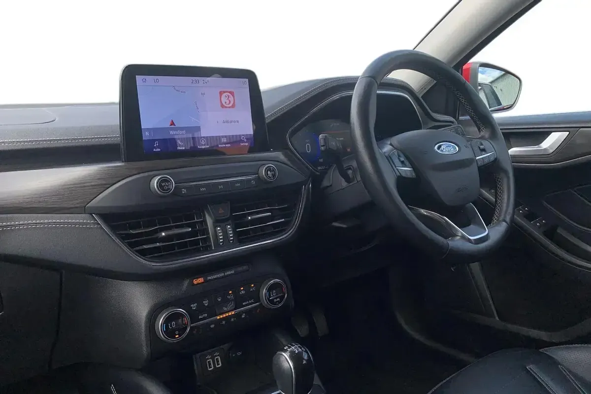 Used Ford Focus Vignale 150 HP (110 kW) 2020 Red Estate