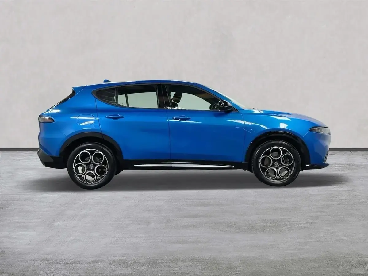 Used Alfa Romeo Tonale Ti 160 HP (117 kW) 2023 Blue SUV