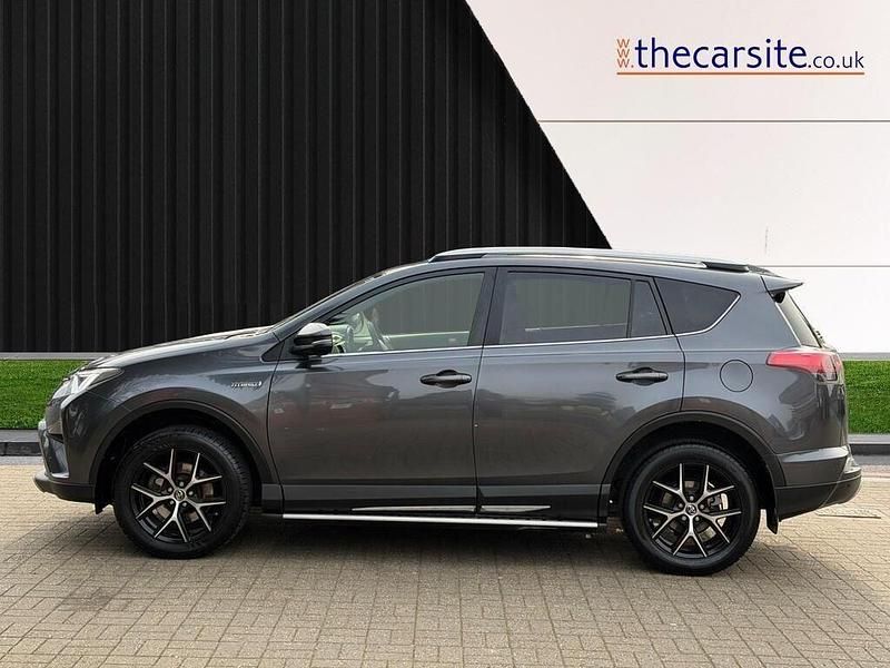 Used Toyota RAV4 Design 2018 Grey SUV