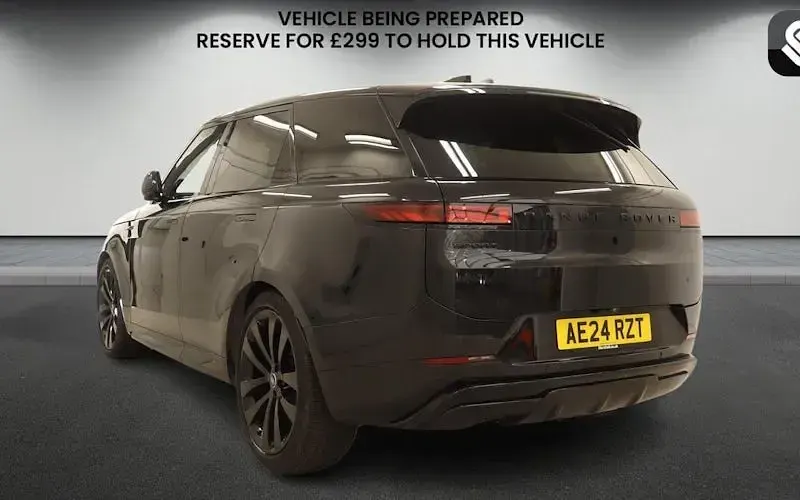 Used Land Rover Range Rover Sport SE Dynamic 300 HP (220 kW) 2026 SUV