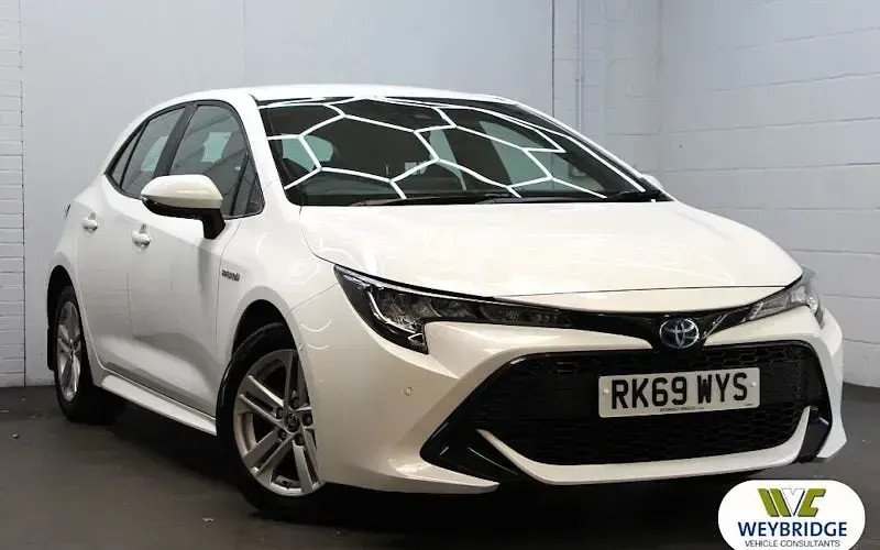 Used Toyota Corolla 122 HP (89 kW) 2019 Hatchback
