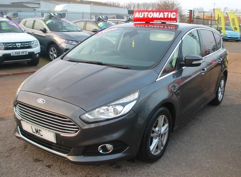 Used Ford S-MAX Titanium 150 HP (110 kW) 2016 Grey MPV