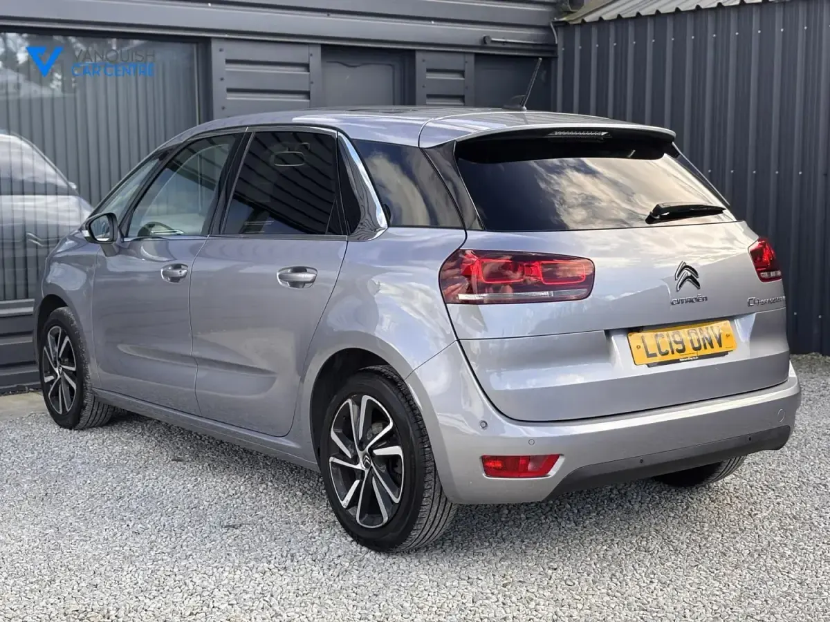 Usado Citroën C4 Flair 130 HP (95 kW) 2019 Cinzento Monovolume