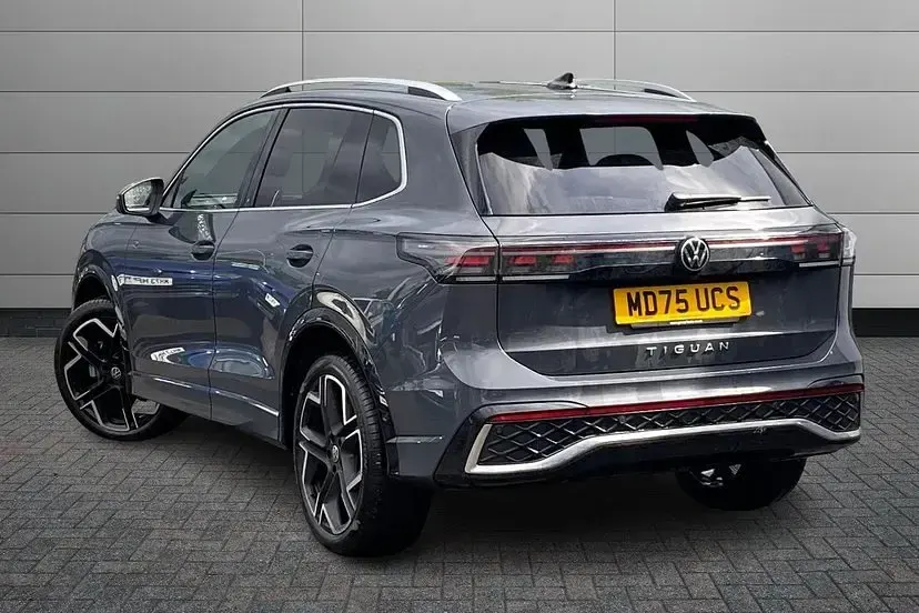 Used VW Tiguan R-line 150 HP (110 kW) 2026 Grey SUV