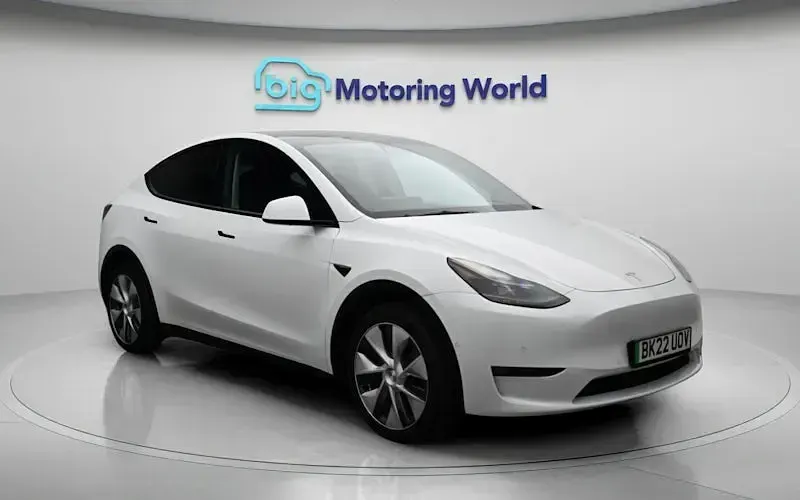 Used Tesla Model Y Long Range AWD 286 kW (389 HP) 2025 SUV