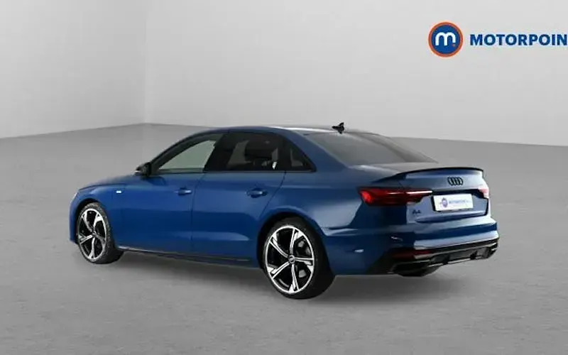 Used Audi A4 Black Edition 150 HP (110 kW) 2024 Blue Sedan