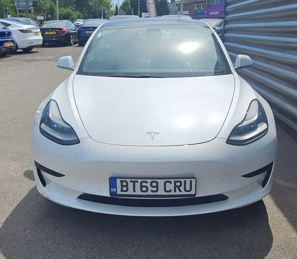 Used Tesla Model 3 Standard Range Plus 366 kW (498 HP) 2019 White Sedan