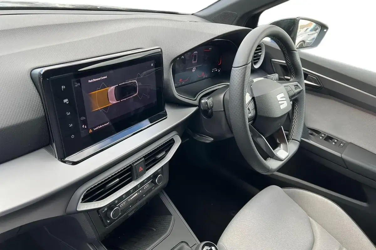 New Seat Arona FR First Edition 115 HP (84 kW) 2026 Black SUV