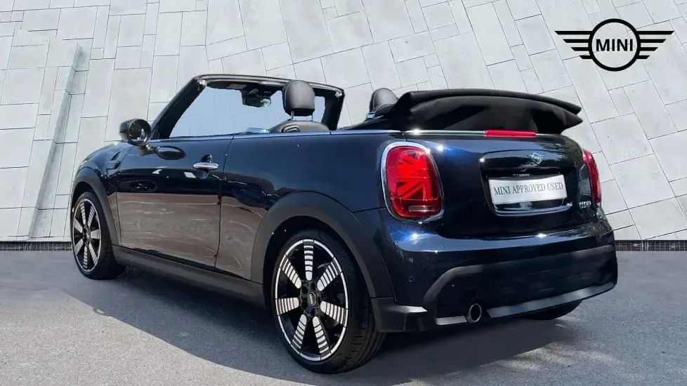 Used Mini Cooper Cabriolet Exclusive 134 HP (98 kW) 2022 Black Cabriolet