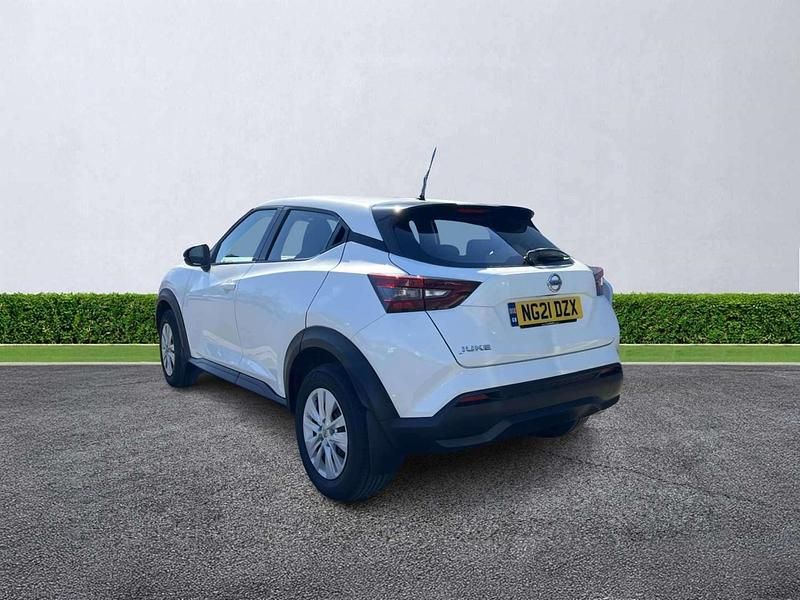 Used Nissan Juke Visia 114 HP (83 kW) 2021 White SUV