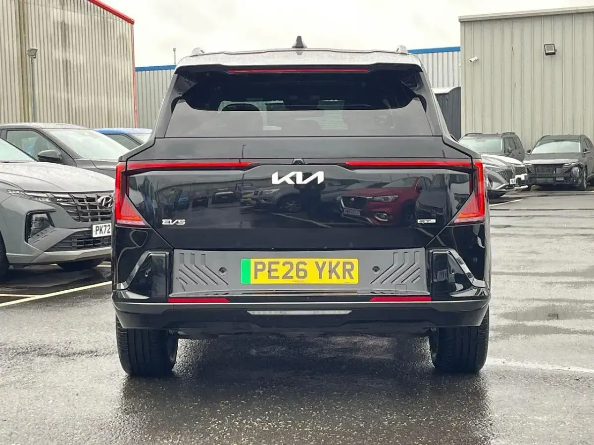 Used Kia EV5 GT-Line S 160 kW (218 HP) 2026 Black SUV