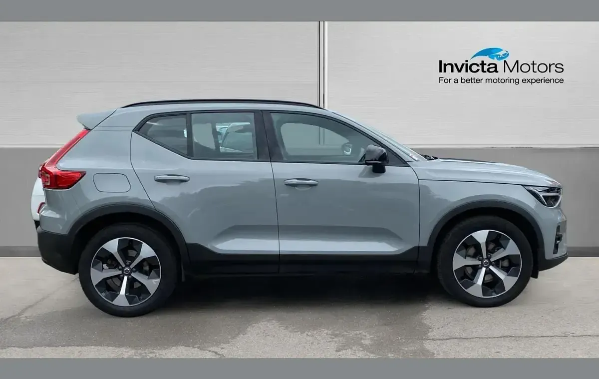 Used Volvo XC40 Plus 194 HP (142 kW) 2025 Grey SUV