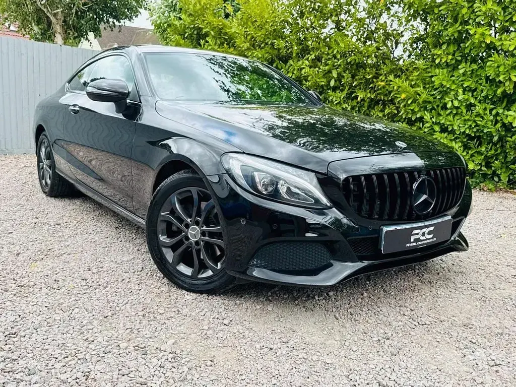 Used Mercedes C200 Premium 184 HP (135 kW) 2017 Black Coupe
