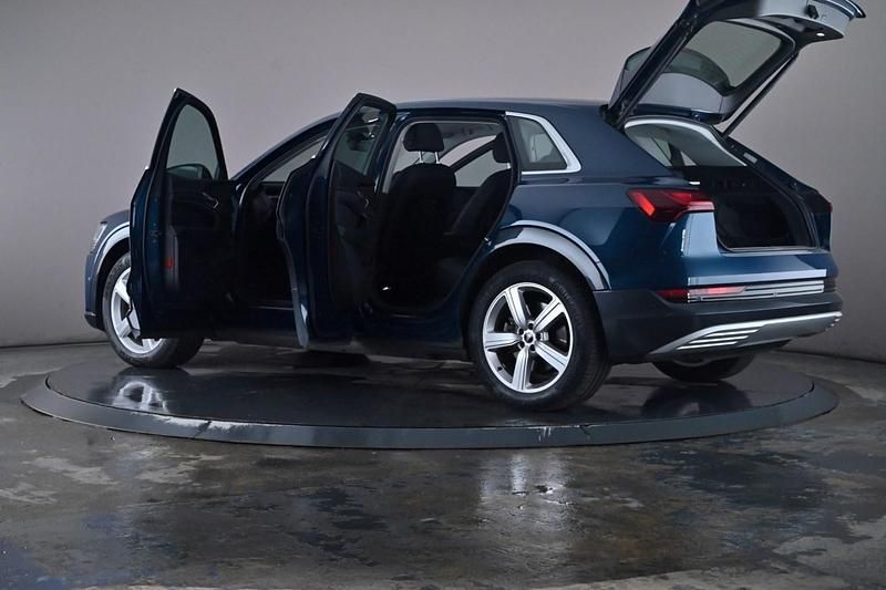 Blue Used 2022 Audi e-tron Advanced SUV | £20,895 (Super price) - Image 1/4