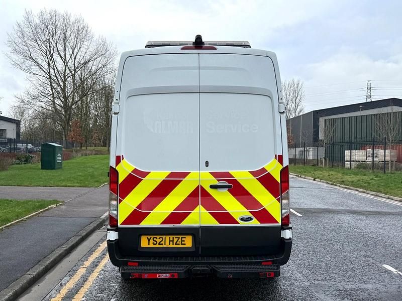 Used Ford Transit Trend 130 HP (95 kW) 2021 White Van