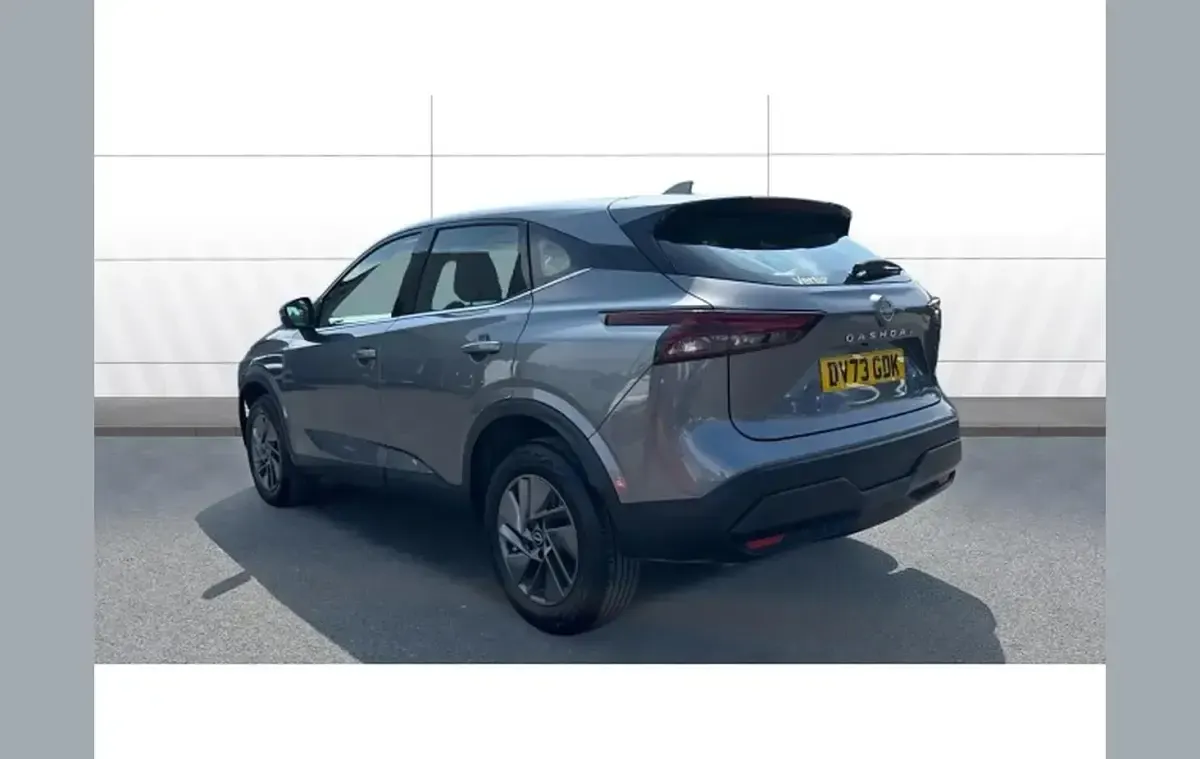 Used Nissan Qashqai Acenta Premium 138 HP (101 kW) 2023 Grey SUV
