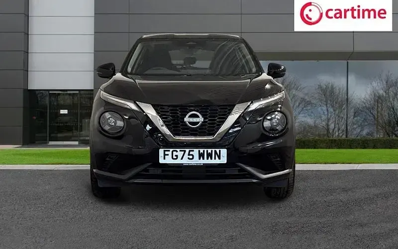New Nissan Juke Acenta Premium 114 HP (83 kW) 2025 Black SUV