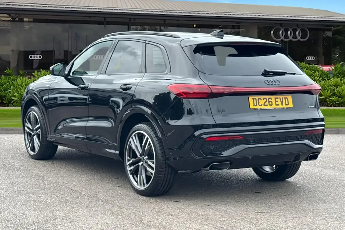 Used Audi Q5 Sport 204 HP (150 kW) 2026 Black SUV