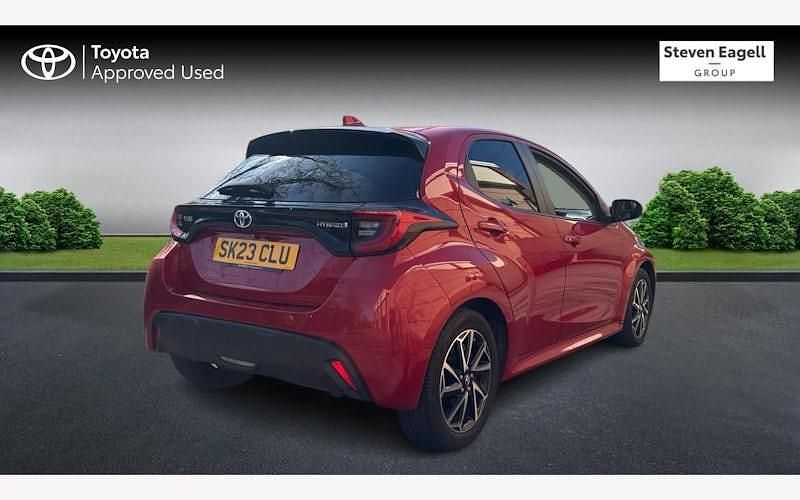 Used Toyota Yaris Hybrid Design 116 HP (85 kW) 2025 Hatchback