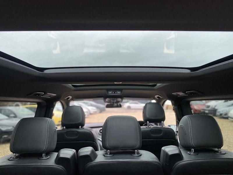 Black Used 2019 Mercedes V220 MPV | £44,950 (Fair price) - Image 1/3