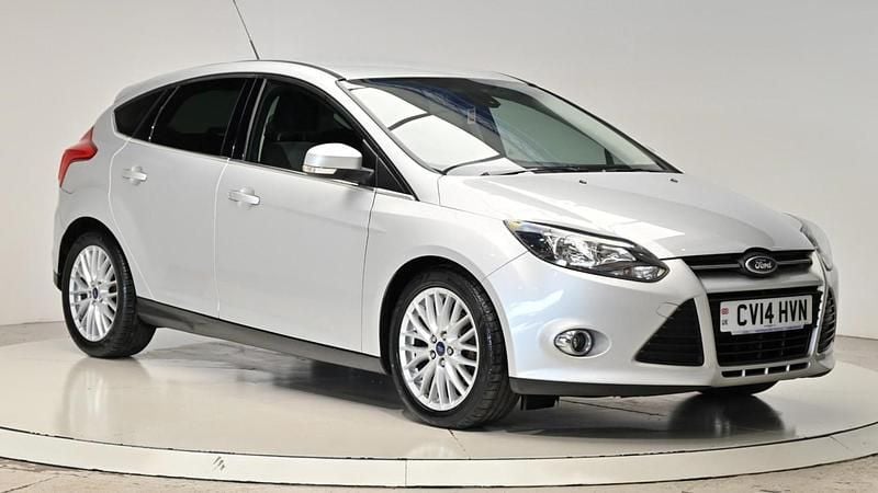 Silver Used 2014 Ford Focus Zetec Hatchback | £7,750 (A bit pricey) - Image 1/4