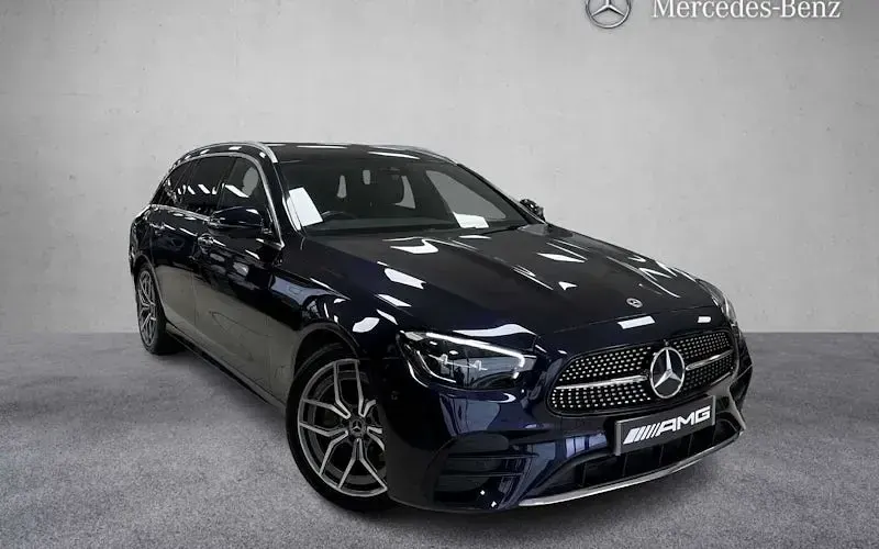 Used Mercedes E200 AMG line 200 HP (147 kW) 2023 Estate