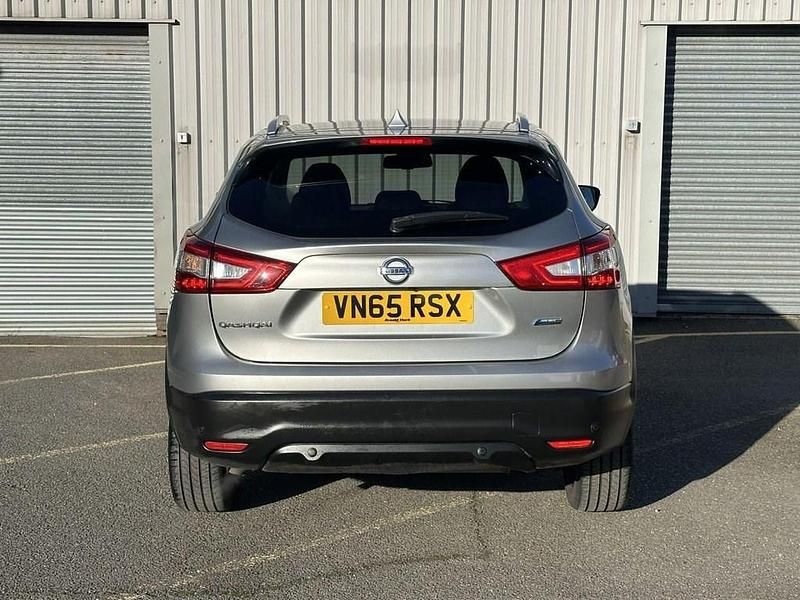 Used Nissan Qashqai S 110 HP (80 kW) 2015 Silver SUV