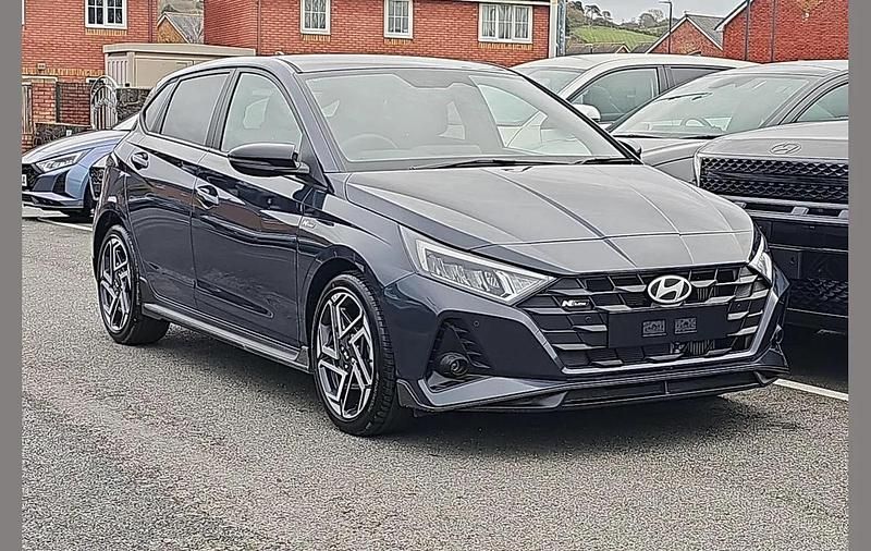 New Hyundai i20 Ultimate 99 HP (72 kW) 2025 Blue Hatchback